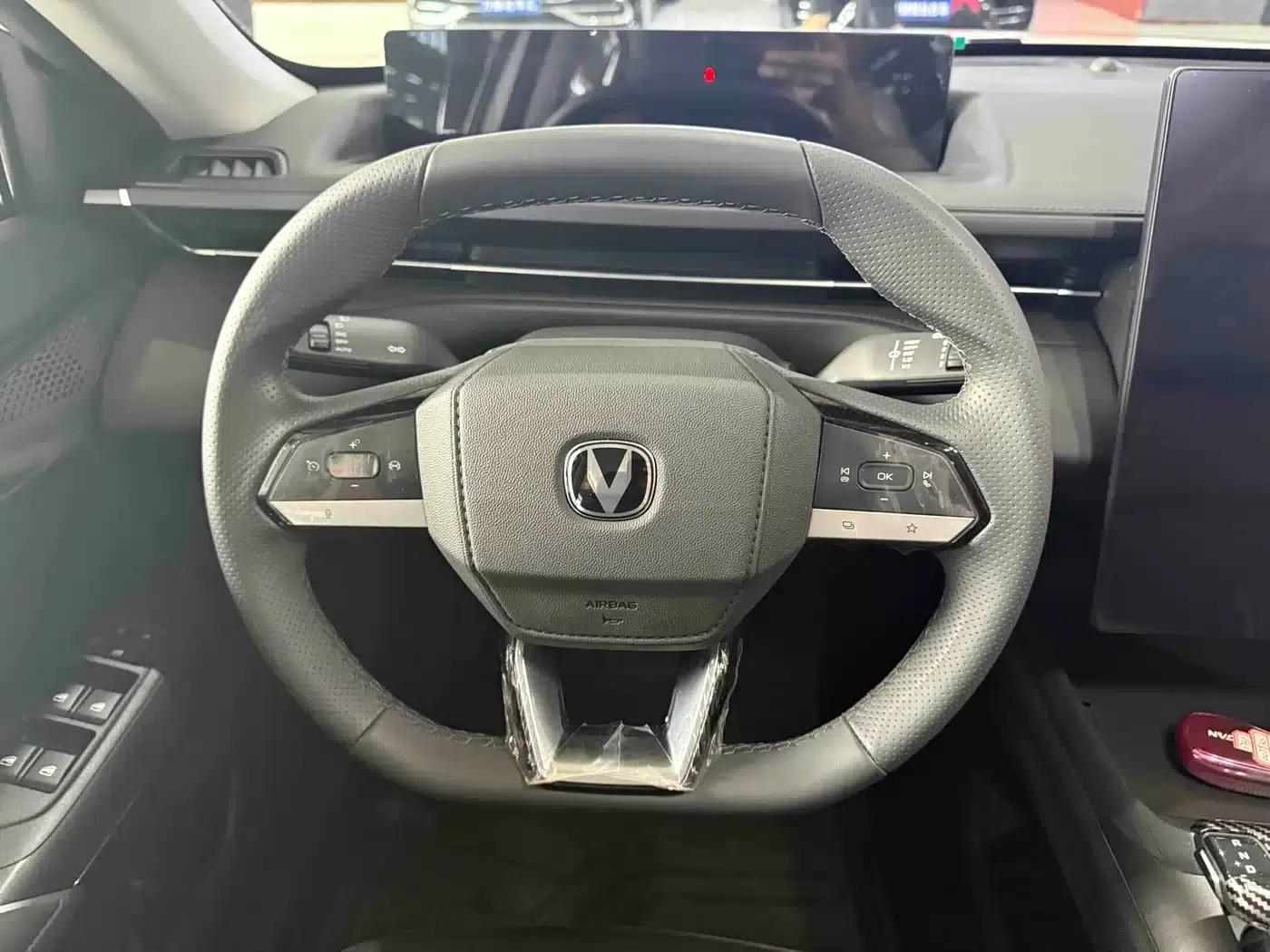 Changan Eado 2025 Blue Whale 1.5T 500Bar Premium Edition — миниатюра 9