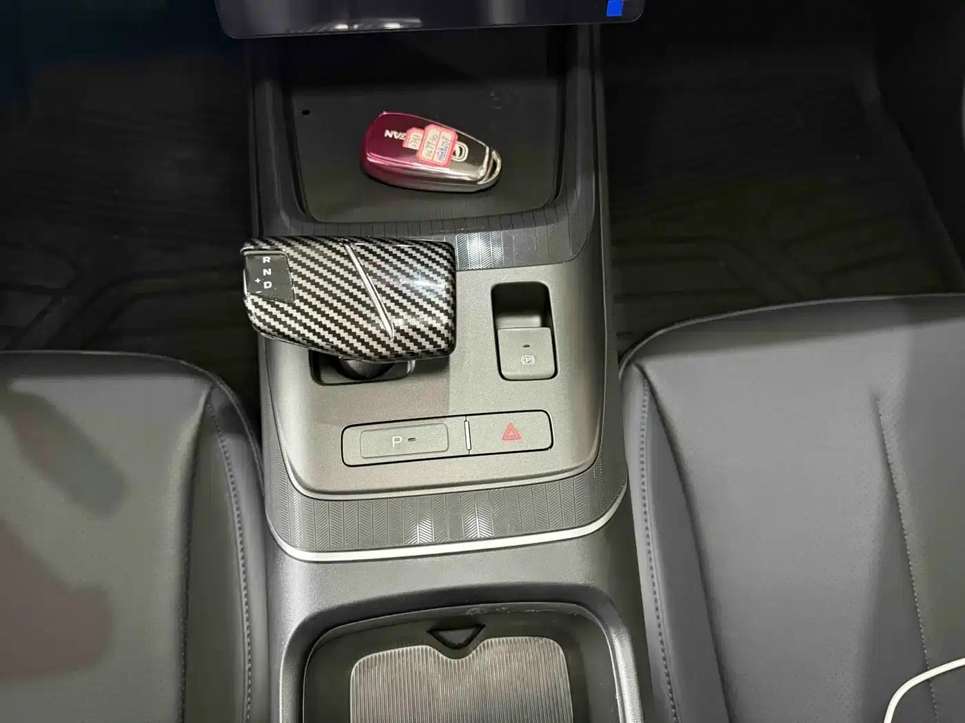 Changan Eado 2025 Blue Whale 1.5T 500Bar Premium Edition — миниатюра 10