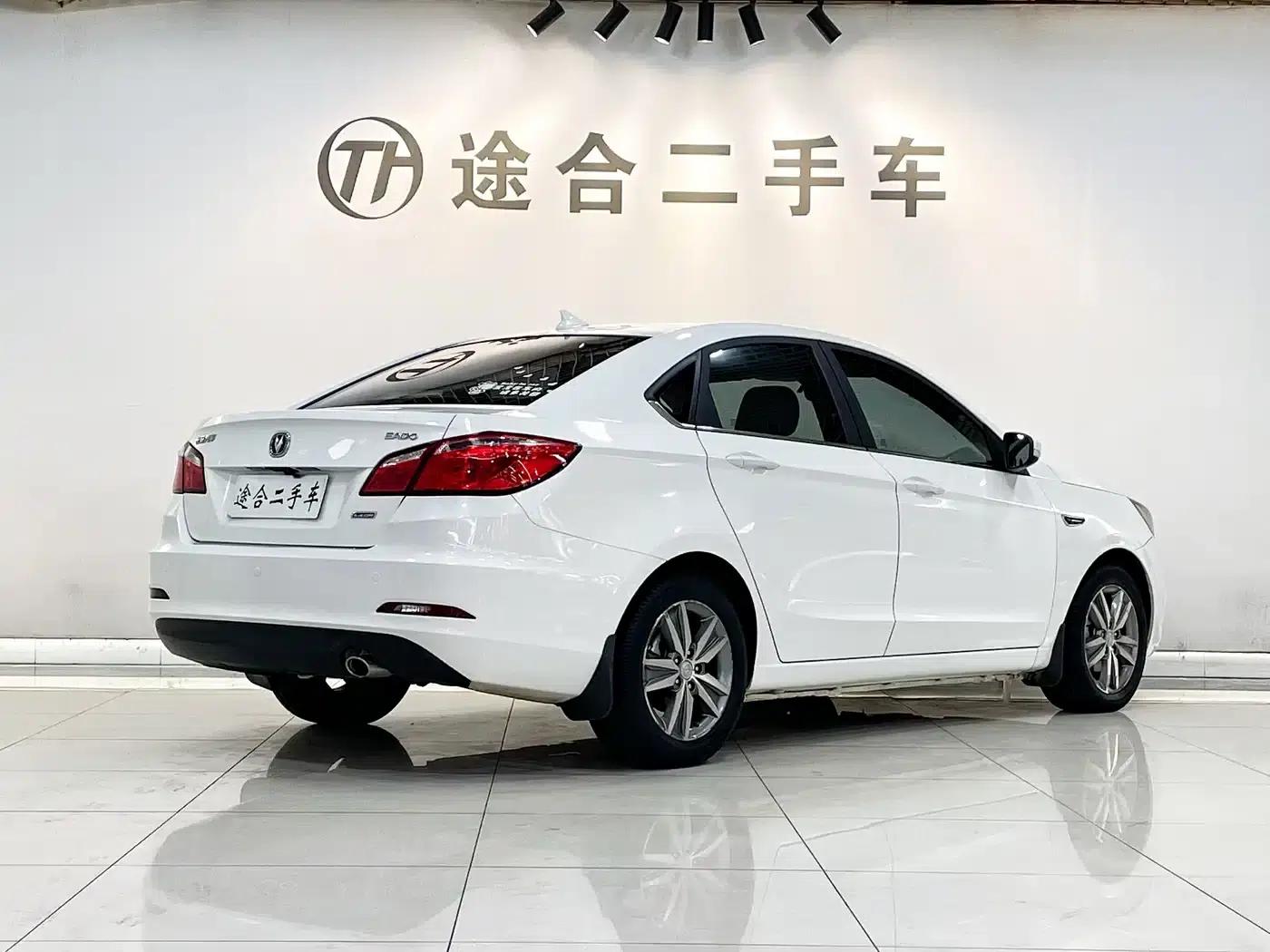 Changan Eado 2016 1.6L Automatic Fashion Edition — миниатюра 2