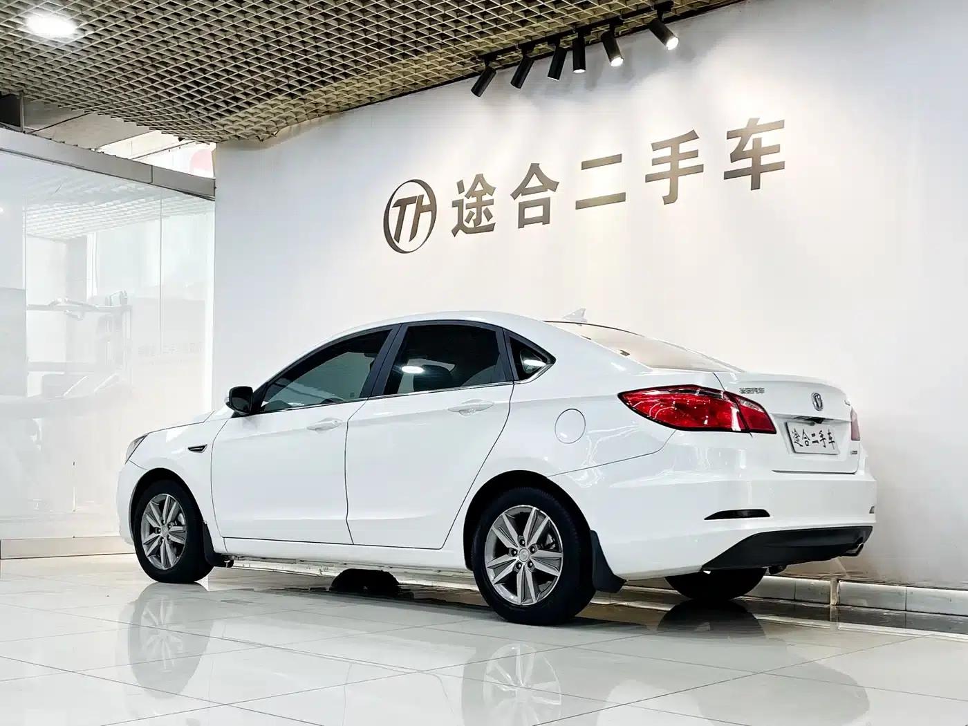 Changan Eado 2016 1.6L Automatic Fashion Edition — миниатюра 6