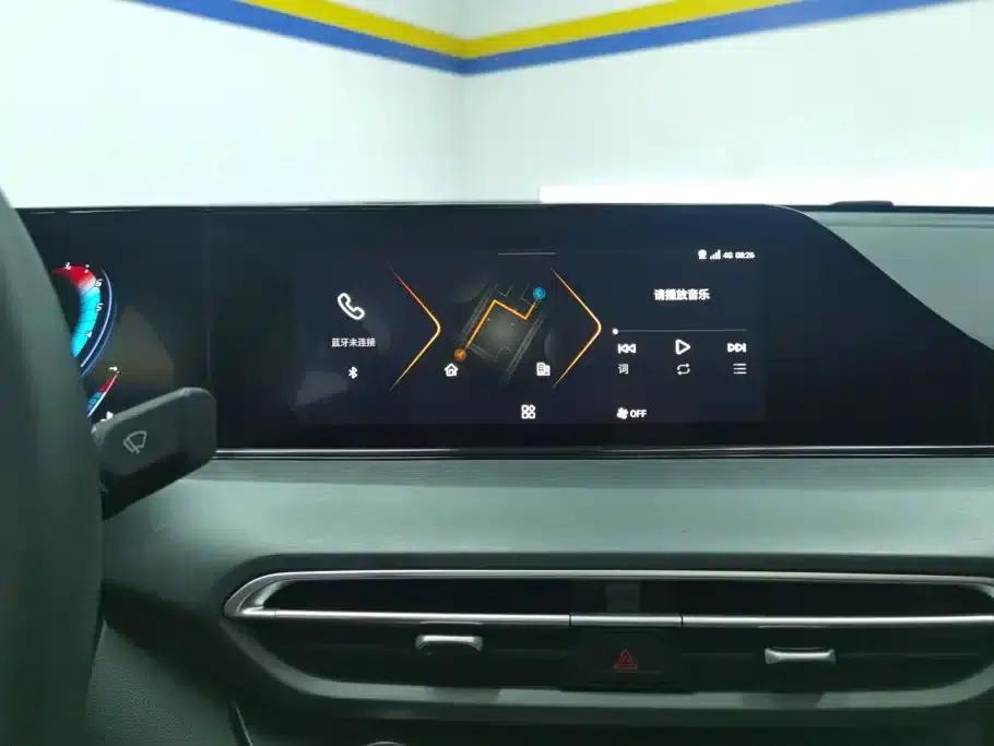 Changan Eado 2021 PLUS Blue Whale NE 1.4T GDI DCT Premium Edition — миниатюра 13