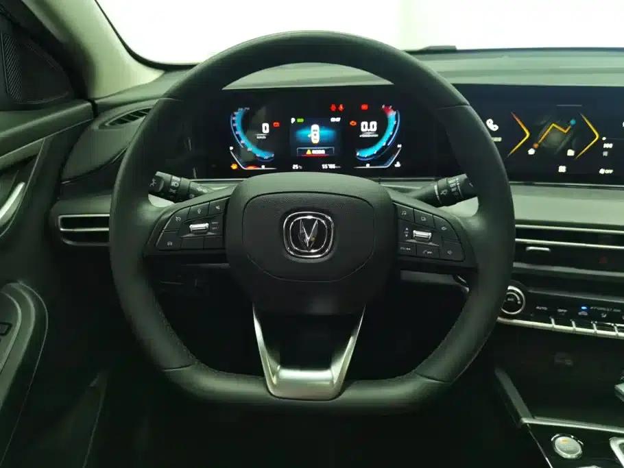 Changan Eado 2021 PLUS Blue Whale NE 1.4T GDI DCT Premium Edition — миниатюра 15