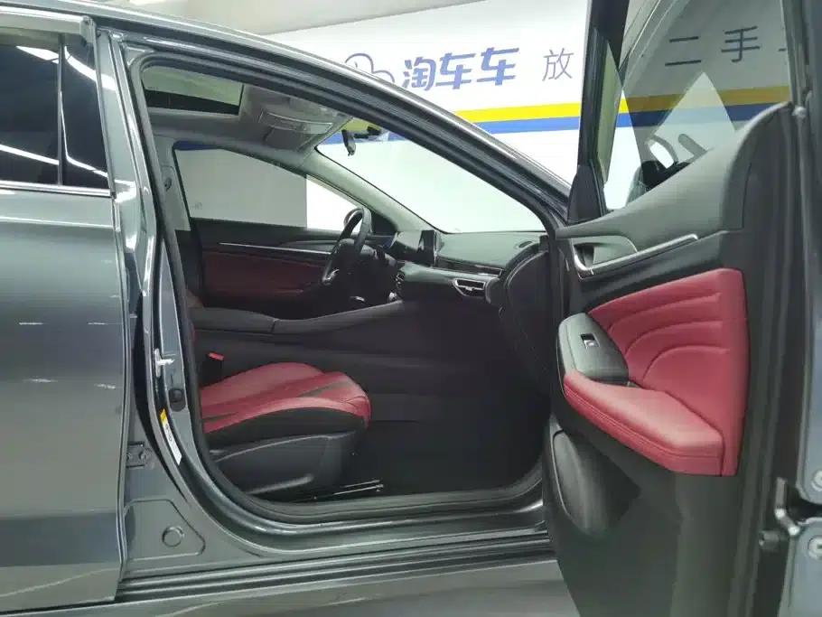 Changan Eado 2021 PLUS Blue Whale NE 1.4T GDI DCT Premium Edition — миниатюра 8