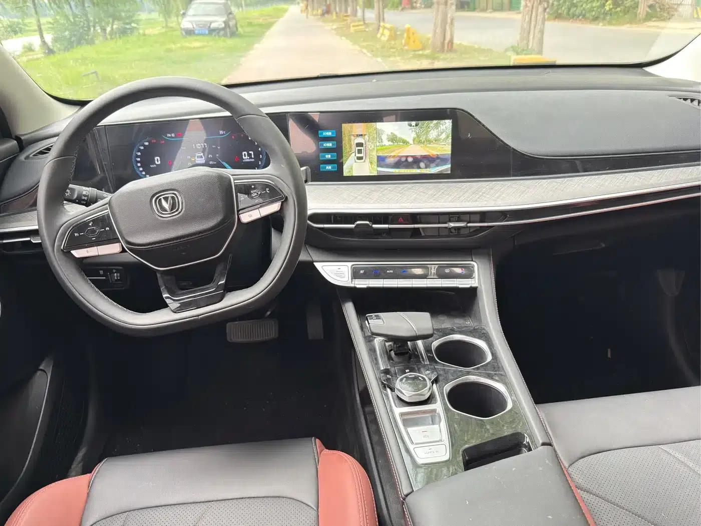 Changan Eado 2023 Enjoy Edition PLUS Blue Whale NE 1.4T GDI DCT Premium Edition — миниатюра 6