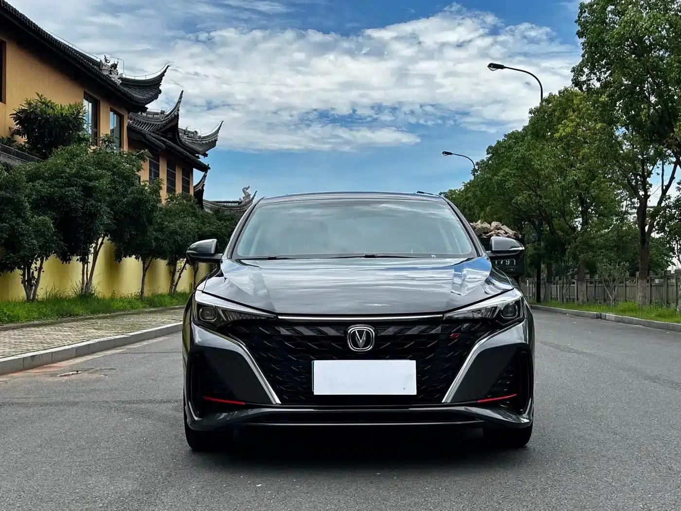 Changan Eado 2025 PLUS 1.4T Dual-Clutch High-Performance Edition — миниатюра 2