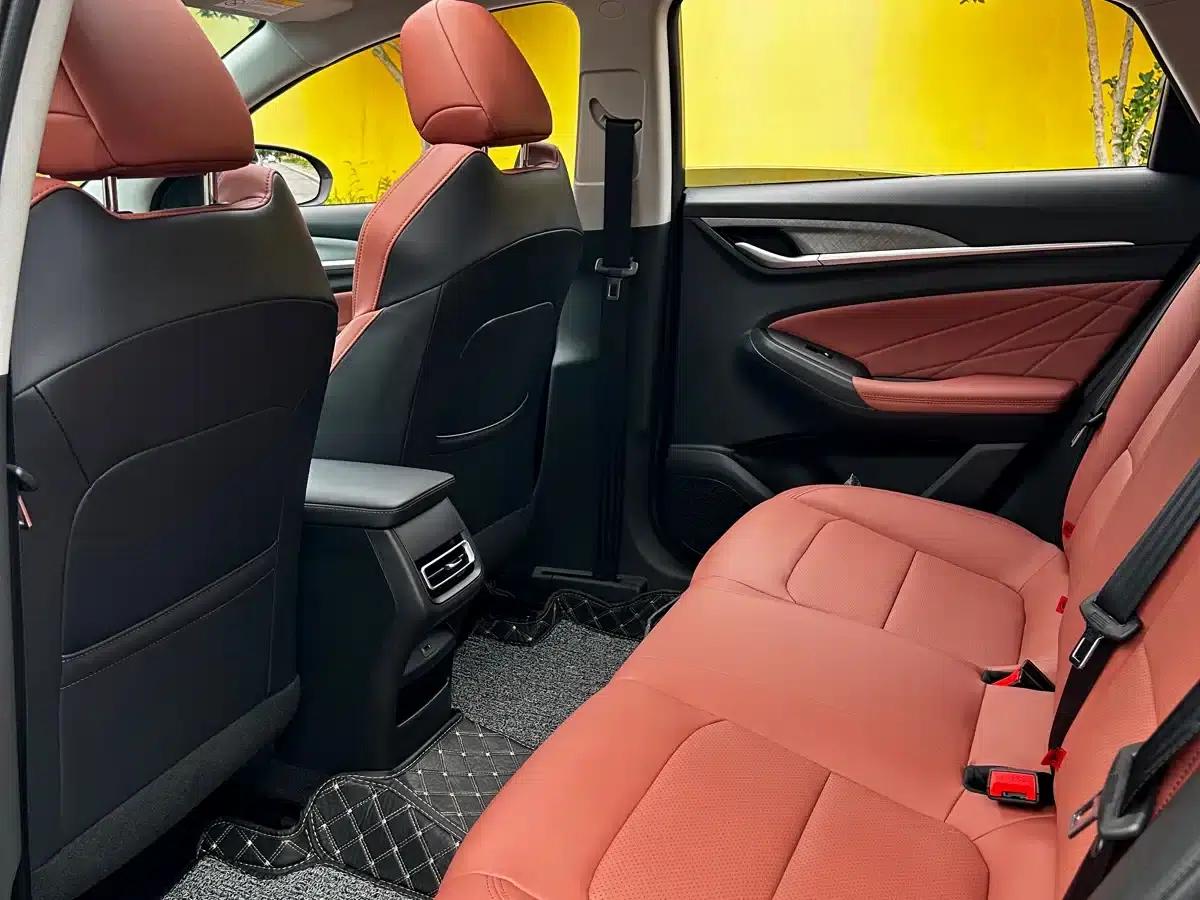 Changan Eado 2025 PLUS 1.4T Dual-Clutch High-Performance Edition — миниатюра 12