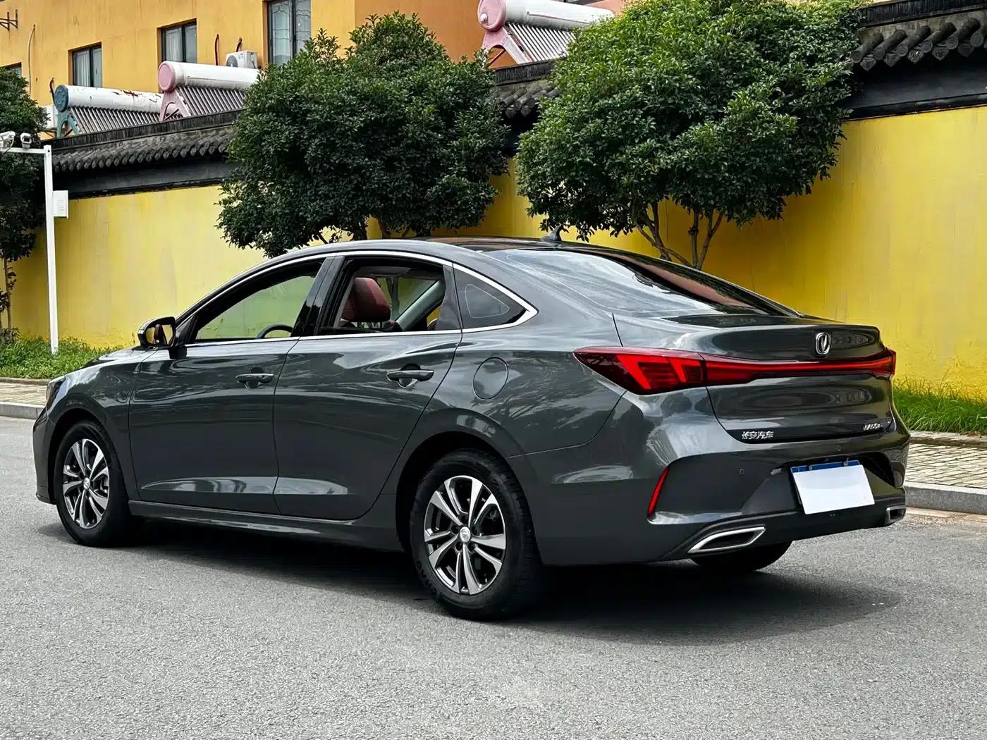 Changan Eado 2025 PLUS 1.4T Dual-Clutch High-Performance Edition — миниатюра 15