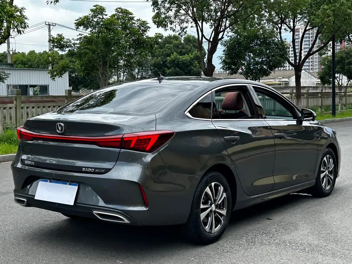 Changan Eado 2025 PLUS 1.4T Dual-Clutch High-Performance Edition — миниатюра 16
