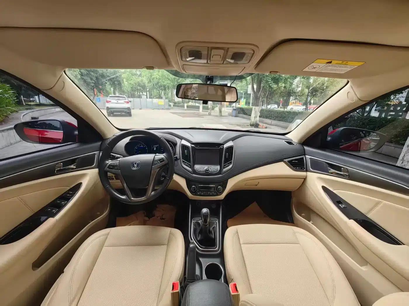 Changan Eado 2016 1.6L Manual Fashion Edition — миниатюра 12
