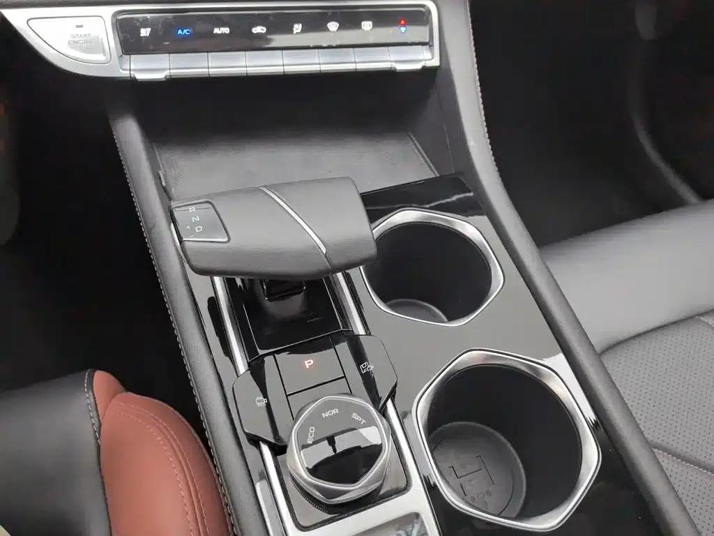 Changan Eado 2022 PLUS Blue Whale NE 1.4T GDI DCT Premium Edition — миниатюра 13