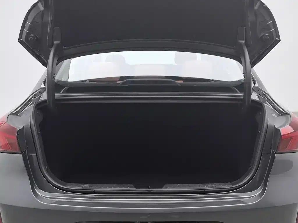 Changan Eado 2022 PLUS Blue Whale NE 1.4T GDI DCT Premium Edition — миниатюра 16