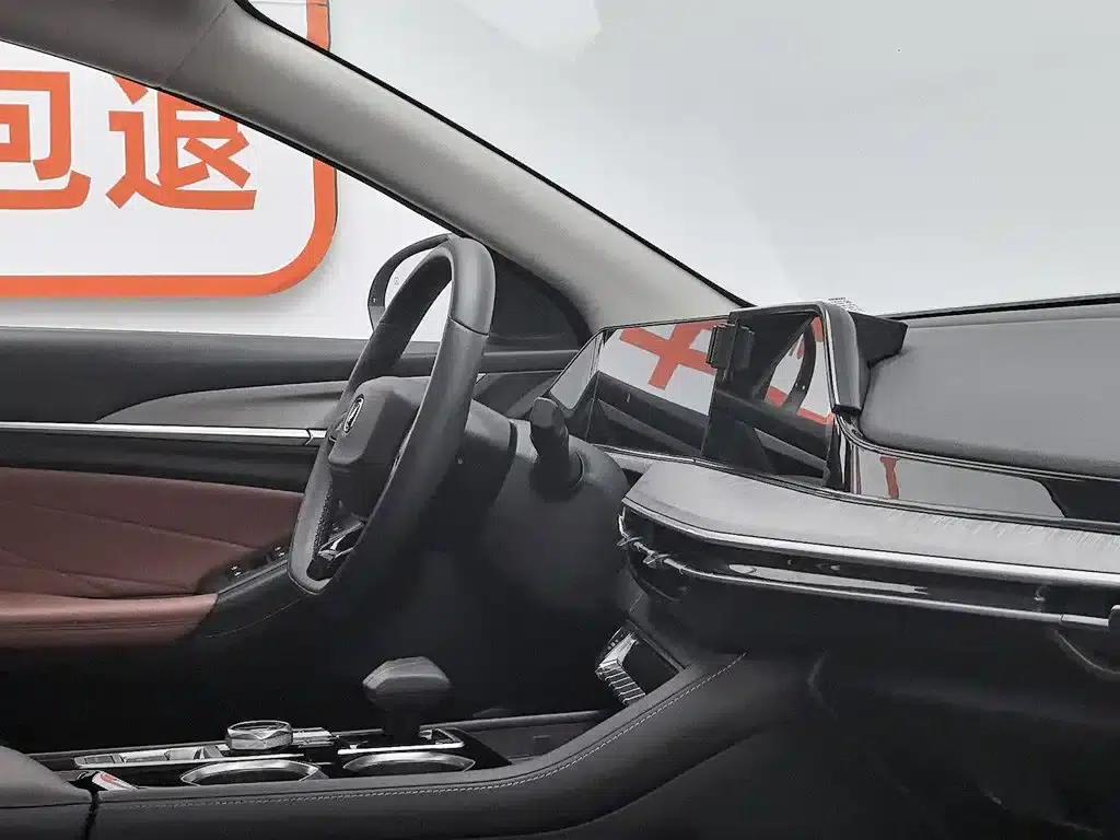 Changan Eado 2022 PLUS Blue Whale NE 1.4T GDI DCT Premium Edition — миниатюра 22