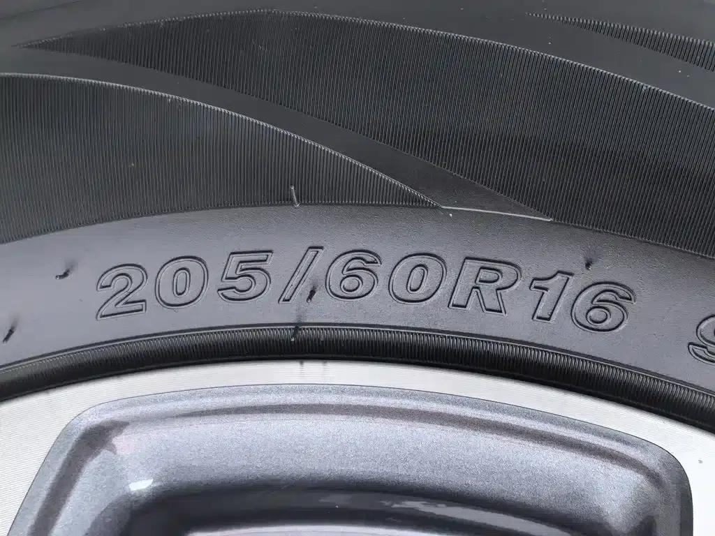 Changan Eado 2022 PLUS Blue Whale NE 1.4T GDI DCT Premium Edition — миниатюра 24