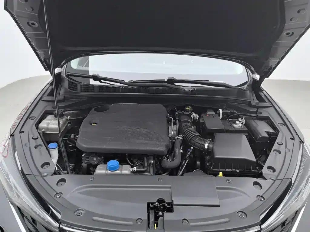 Changan Eado 2022 PLUS Blue Whale NE 1.4T GDI DCT Premium Edition — миниатюра 6