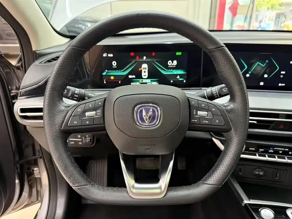 Changan Eado 2021 PLUS Blue Whale NE 1.4T GDI DCT Flagship Edition — миниатюра 11