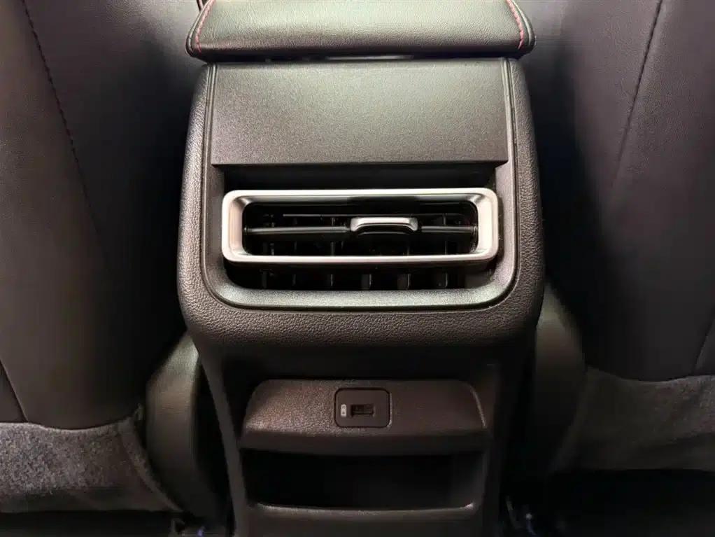Changan Eado 2021 PLUS Blue Whale NE 1.4T GDI DCT Flagship Edition — миниатюра 19