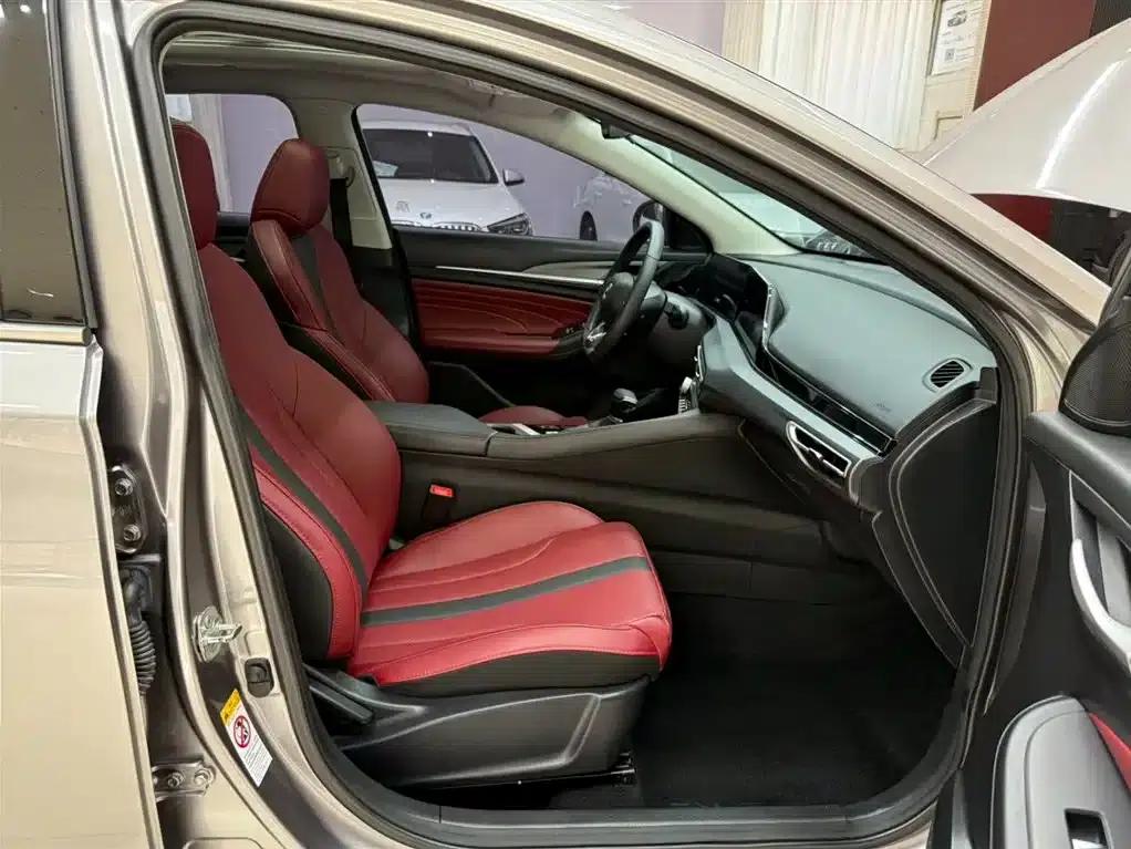 Changan Eado 2021 PLUS Blue Whale NE 1.4T GDI DCT Flagship Edition — миниатюра 21