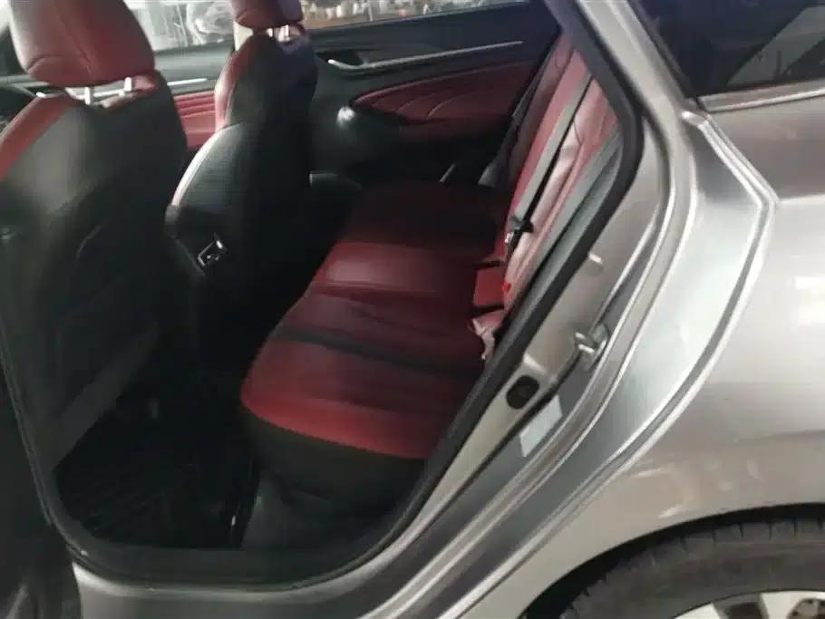 Changan Eado 2021 PLUS Blue Whale NE 1.4T GDI DCT Premium Edition — миниатюра 11