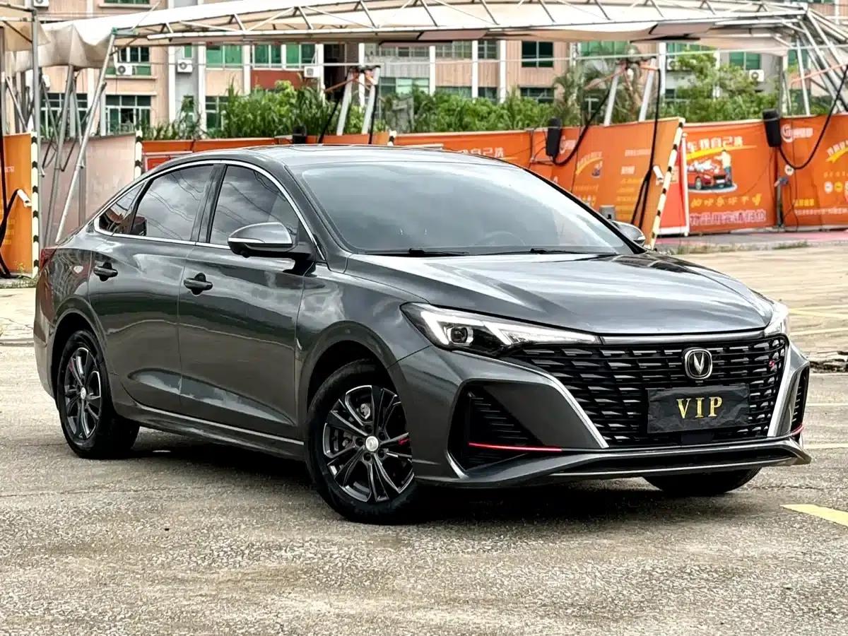 Changan Eado 2023 Enjoy Edition PLUS Blue Whale NE 1.4T GDI DCT Premium Edition — миниатюра 3