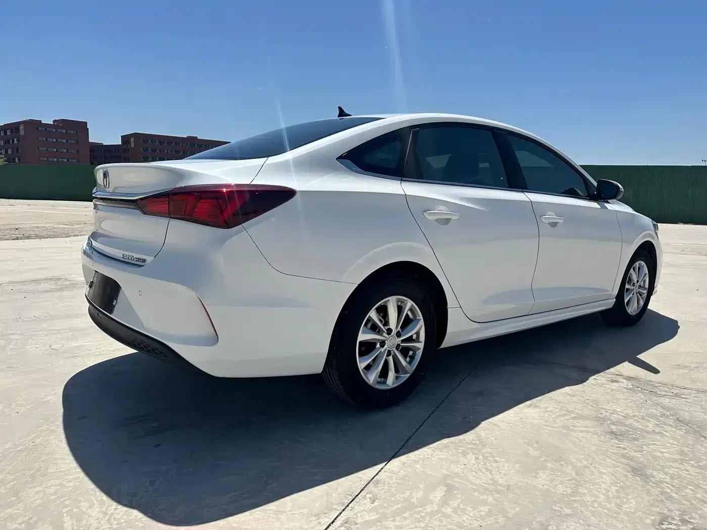 Changan Eado 2025 PLUS 1.5L Manual Deluxe Edition — миниатюра 12