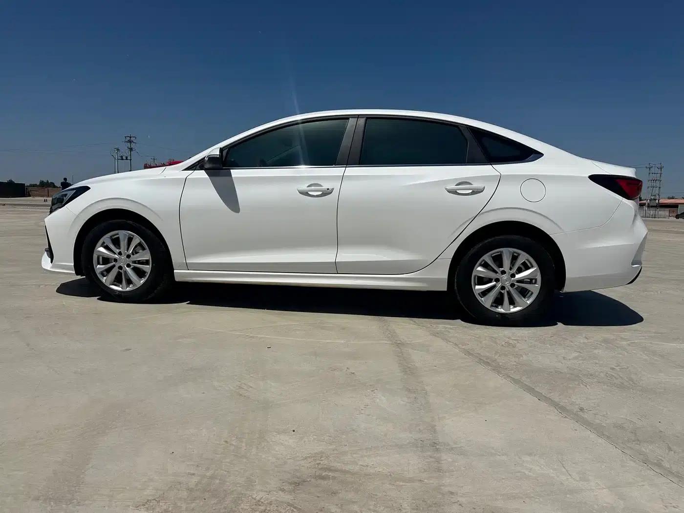 Changan Eado 2025 PLUS 1.5L Manual Deluxe Edition — миниатюра 14