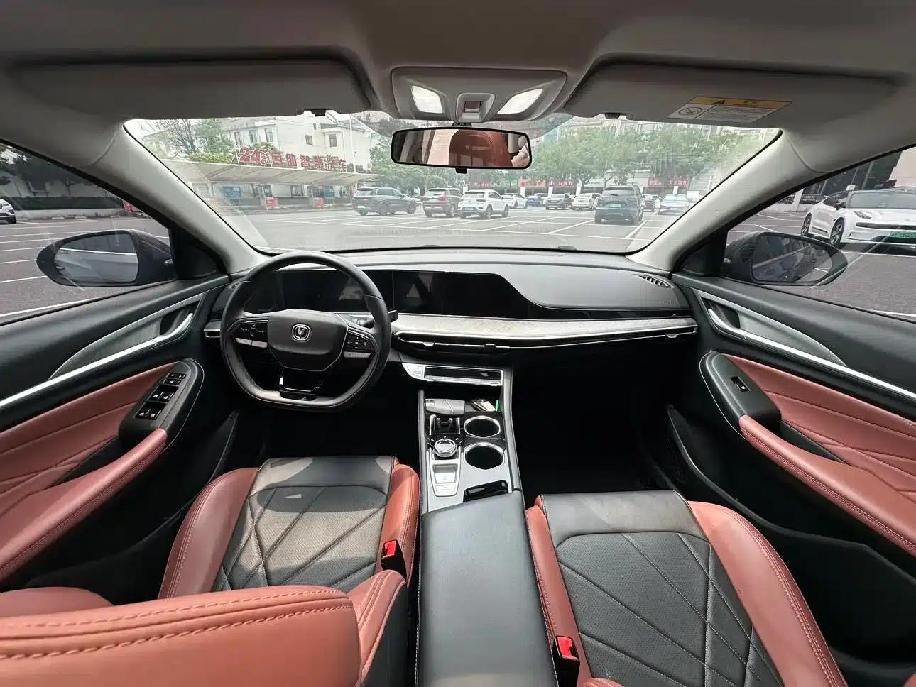 Changan Eado 2023 Enjoy Edition PLUS Blue Whale NE 1.4T GDI DCT Premium Edition — миниатюра 13