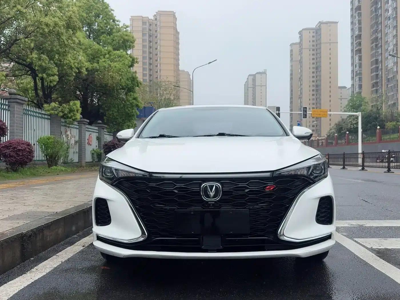 Changan Eado 2022 PLUS Blue Whale NE 1.4T GDI DCT Premium Edition — миниатюра 1