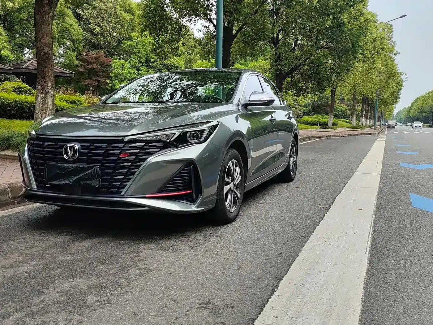 Changan Eado 2023 Enjoy Edition PLUS Blue Whale NE 1.4T GDI DCT Premium Edition — миниатюра 1