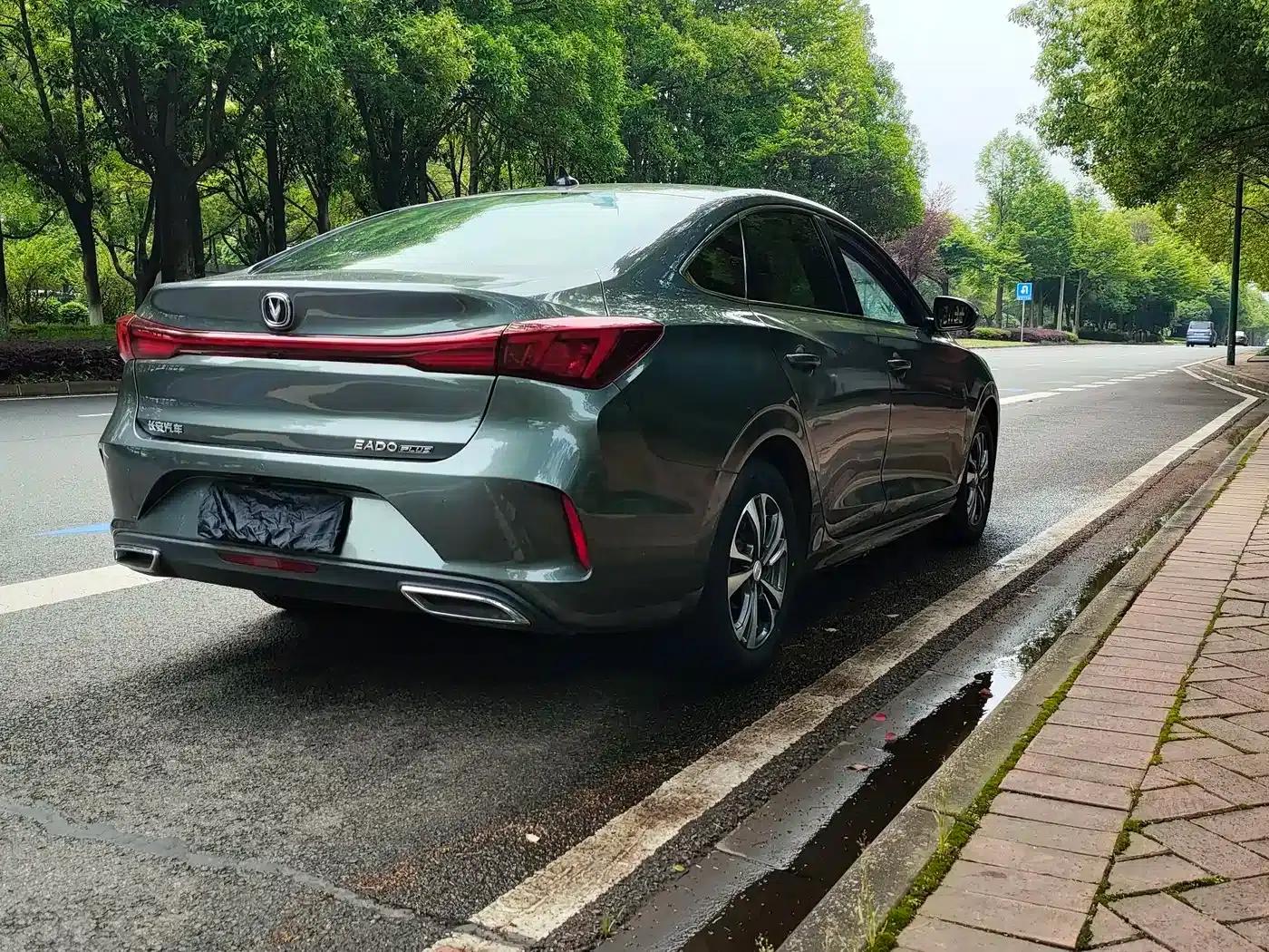 Changan Eado 2023 Enjoy Edition PLUS Blue Whale NE 1.4T GDI DCT Premium Edition — миниатюра 4