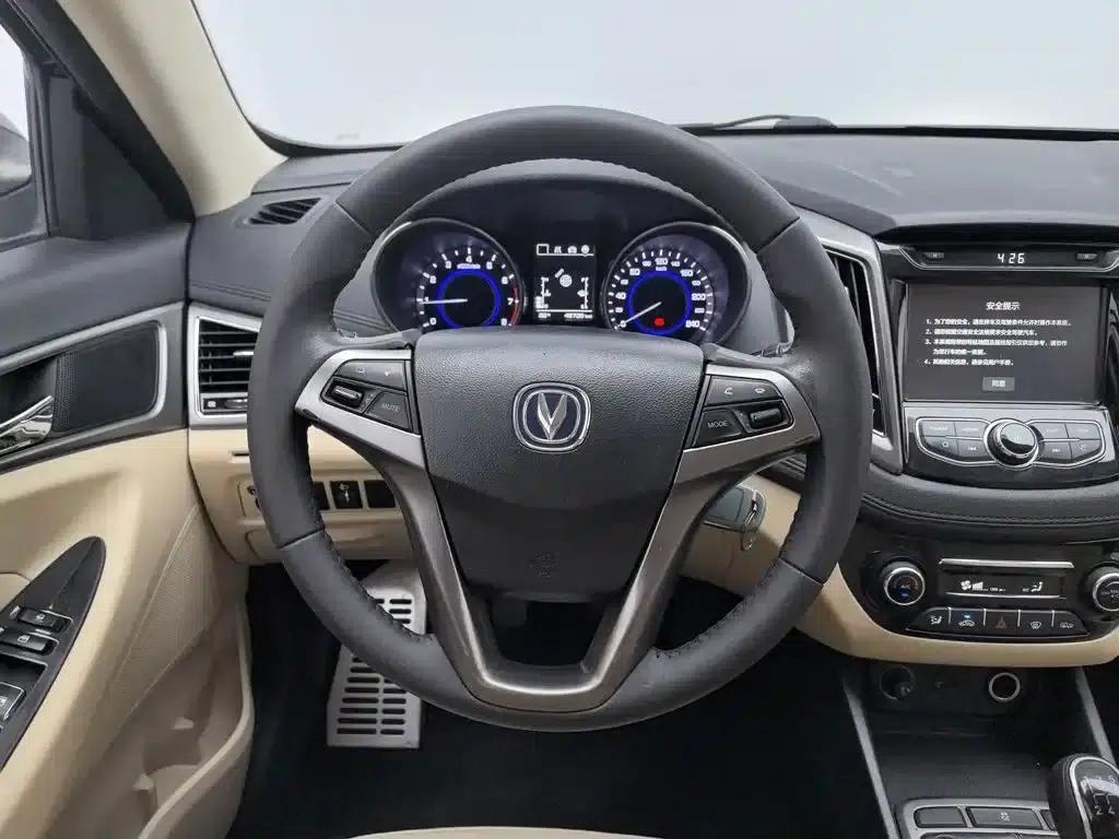 Changan Eado 2016 1.6L Manual Fashion Edition — миниатюра 11