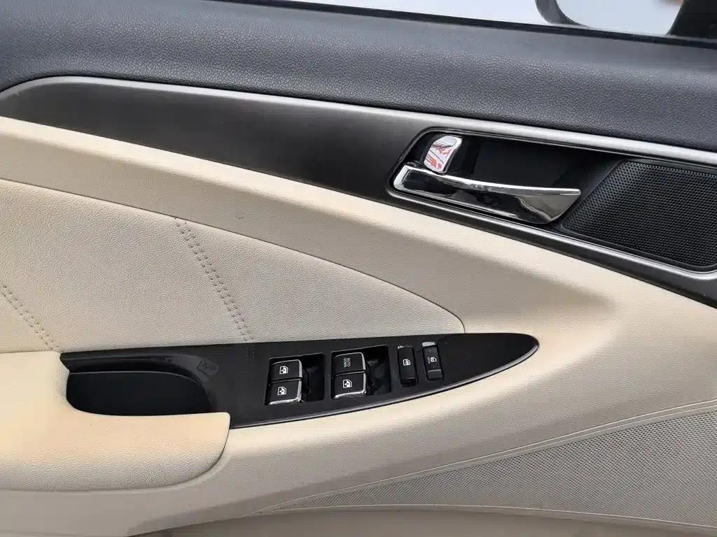 Changan Eado 2016 1.6L Manual Fashion Edition — миниатюра 9
