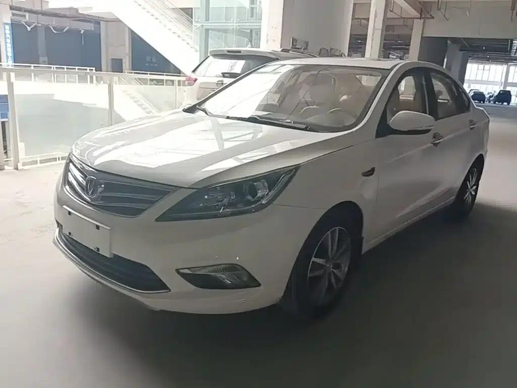 Changan Eado 2016 1.6L Manual Fashion Edition — миниатюра 1