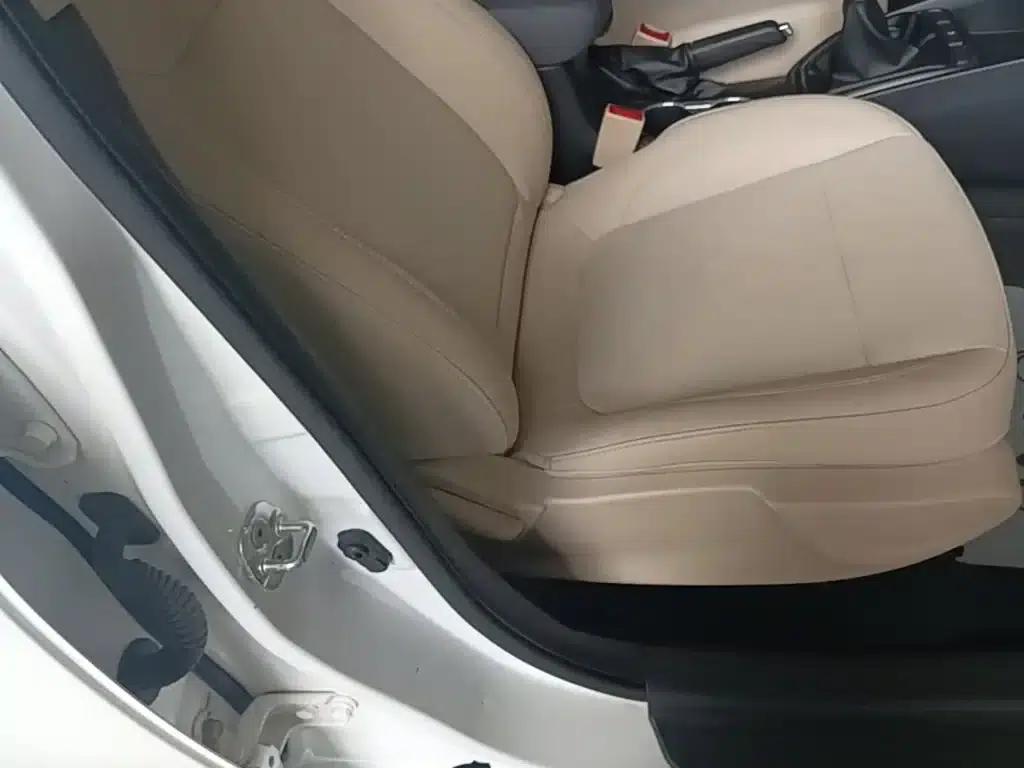 Changan Eado 2016 1.6L Manual Fashion Edition — миниатюра 25