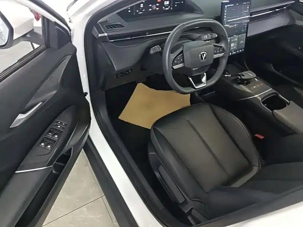 Changan Eado 2024 1.5T GDI Automatic Premium Edition — миниатюра 16
