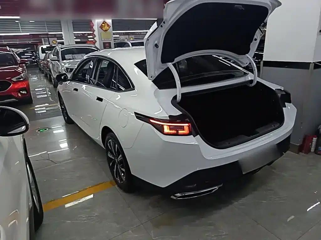 Changan Eado 2024 1.5T GDI Automatic Premium Edition — миниатюра 5