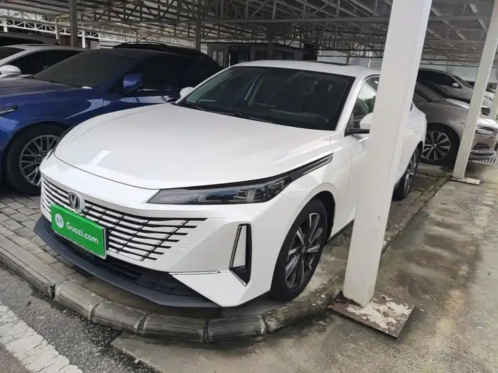 Changan Eado 2024 1.5T GDI Automatic Premium Edition — миниатюра 1