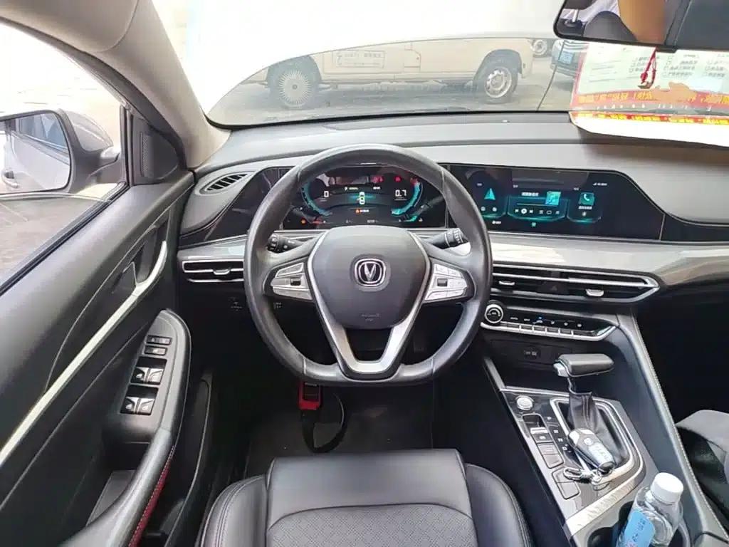 Changan Eado 2020 PLUS Blue Whale NE 1.4T GDI DCT Premium Edition — миниатюра 11