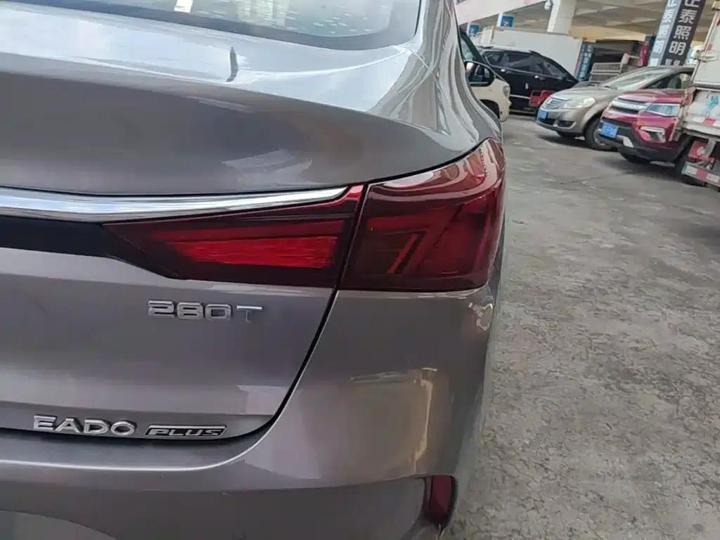 Changan Eado 2020 PLUS Blue Whale NE 1.4T GDI DCT Premium Edition — миниатюра 8