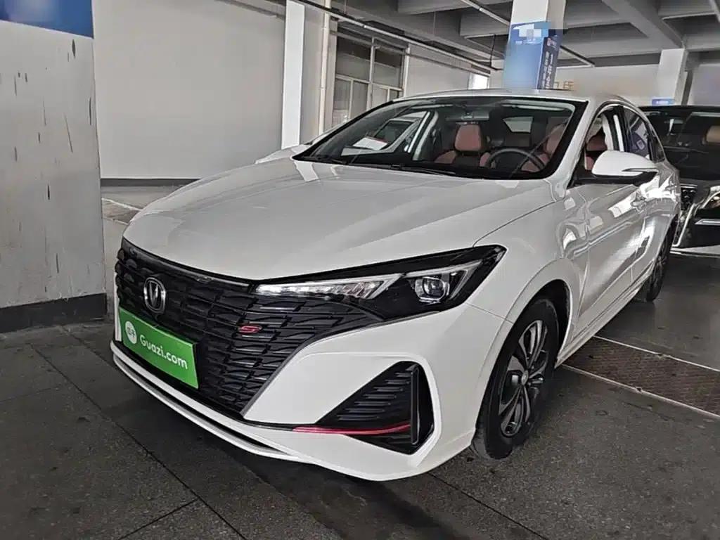 Changan Eado 2022 PLUS Blue Whale NE 1.4T GDI DCT Premium Edition — миниатюра 1