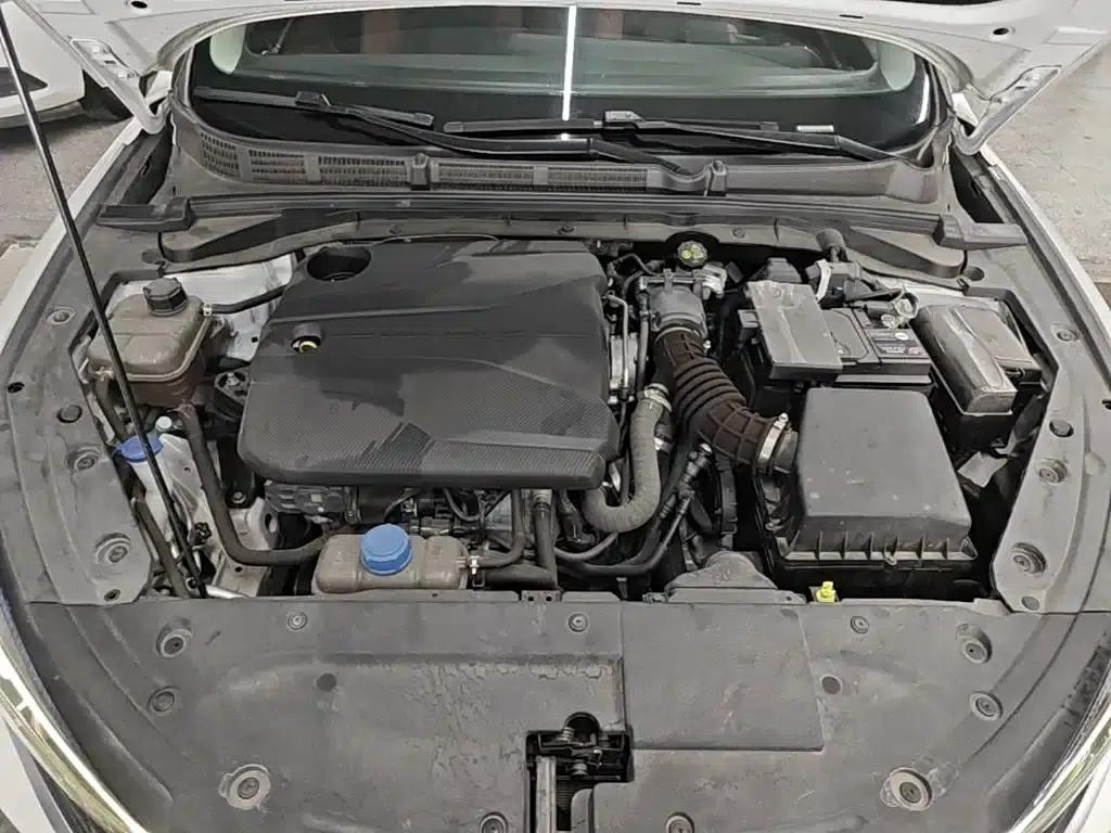 Changan Eado 2022 PLUS Blue Whale NE 1.4T GDI DCT Premium Edition — миниатюра 20