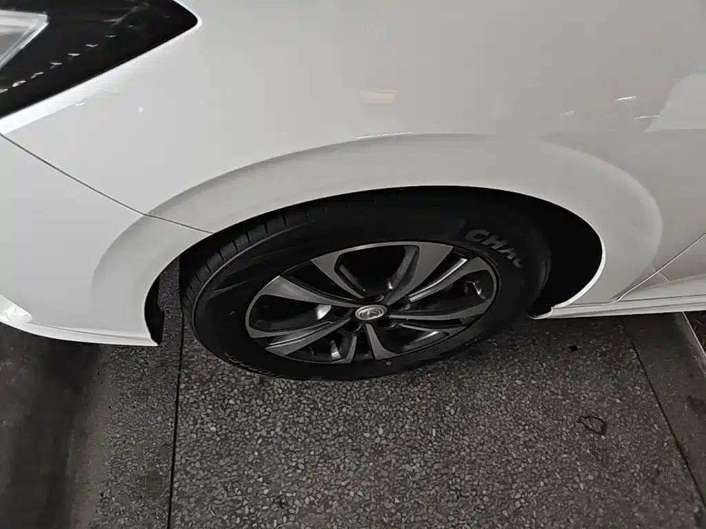 Changan Eado 2022 PLUS Blue Whale NE 1.4T GDI DCT Premium Edition — миниатюра 23