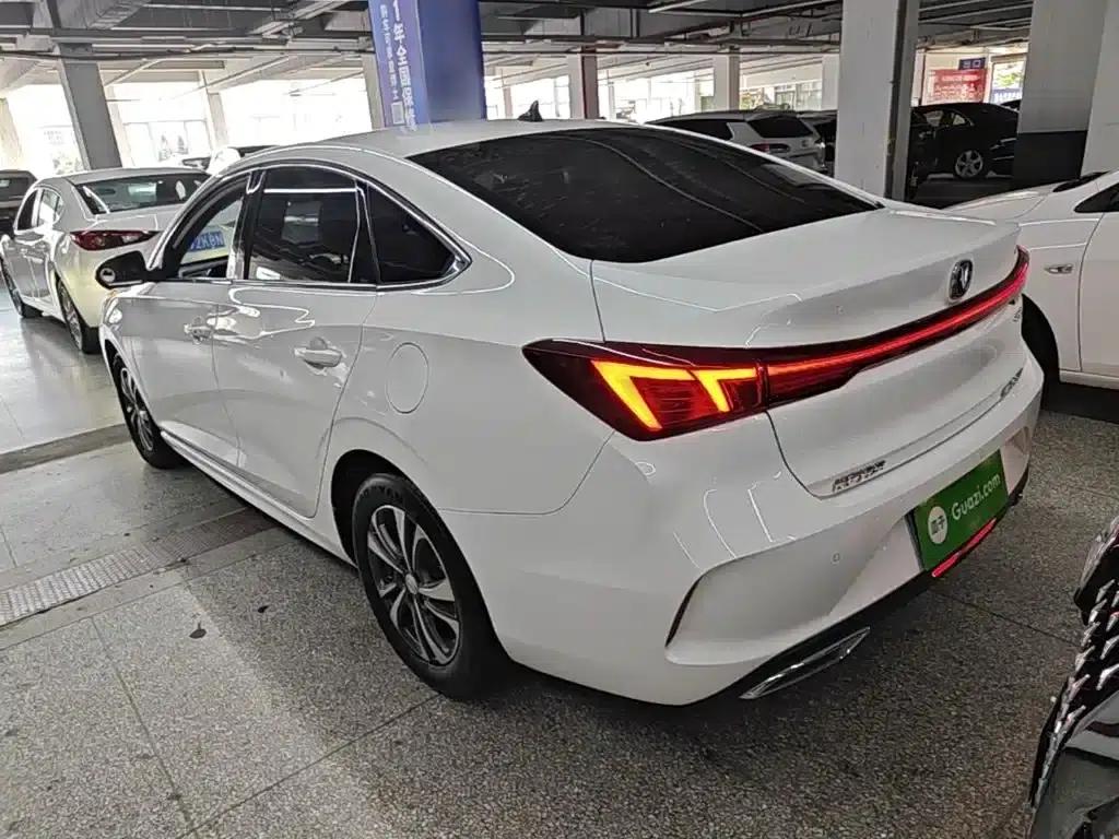 Changan Eado 2022 PLUS Blue Whale NE 1.4T GDI DCT Premium Edition — миниатюра 5