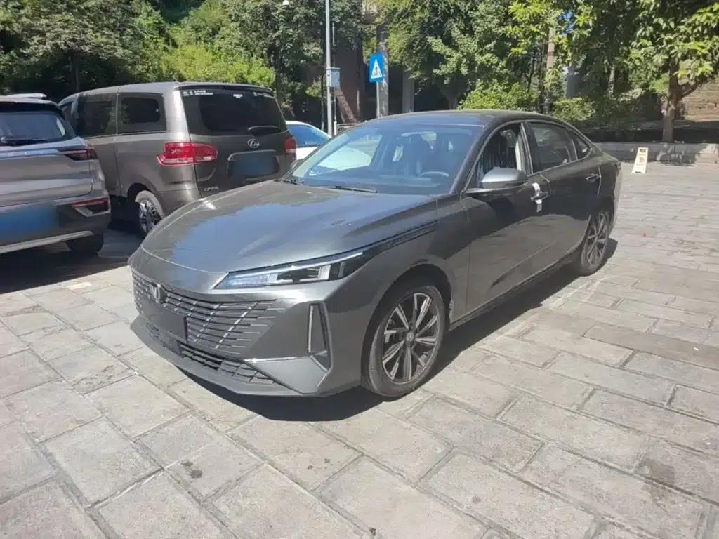 Changan Eado 2025 Blue Whale 1.5T 500Bar Premium Edition — миниатюра 1