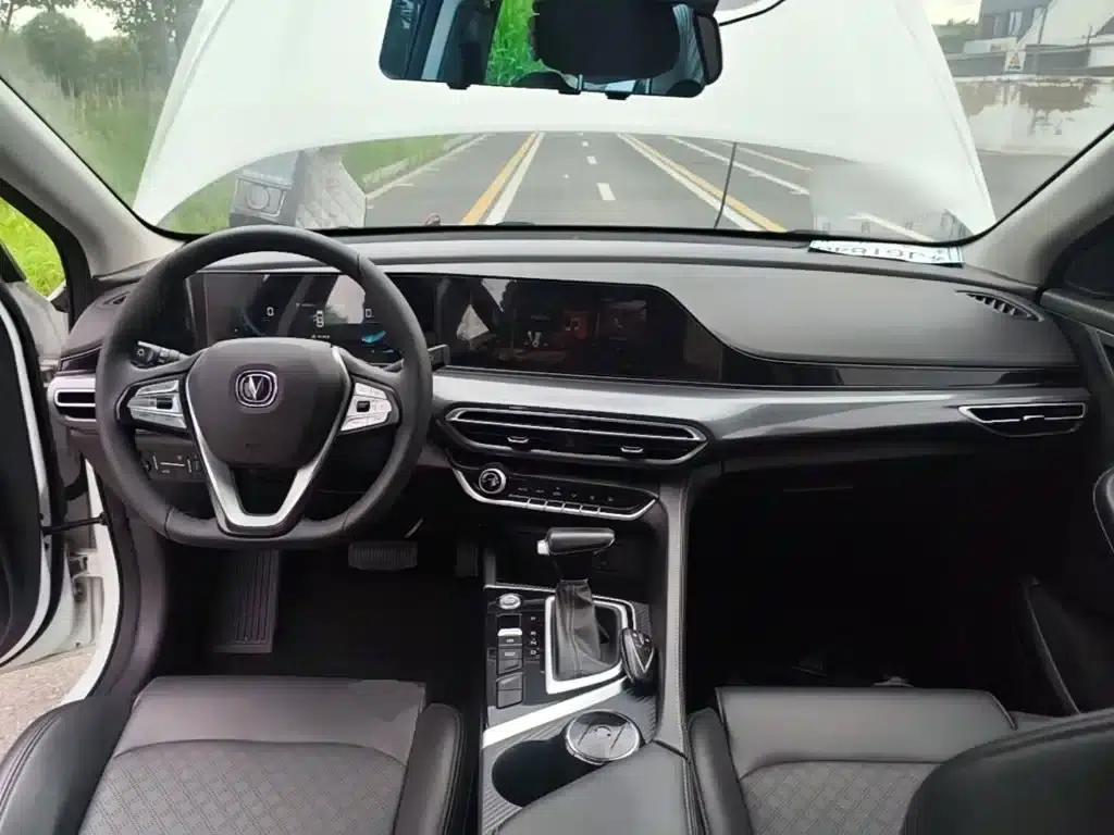 Changan Eado 2020 PLUS Blue Whale NE 1.4T GDI DCT Premium Edition — миниатюра 10