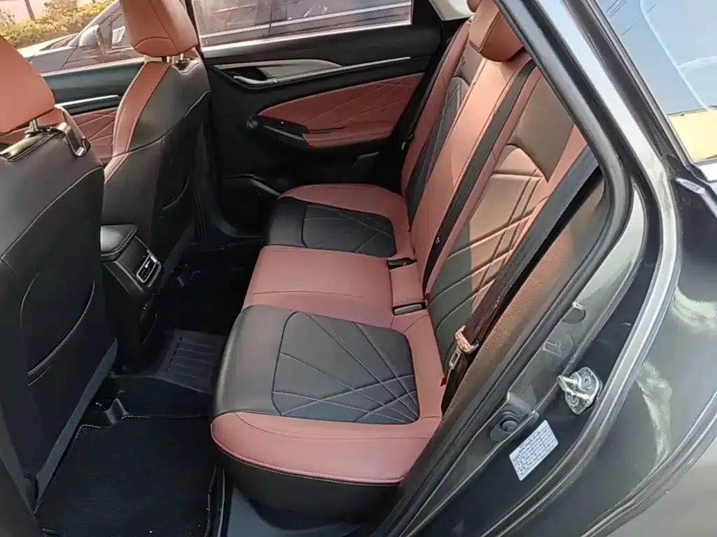 Changan Eado 2022 PLUS Blue Whale NE 1.4T GDI DCT Premium Edition — миниатюра 17