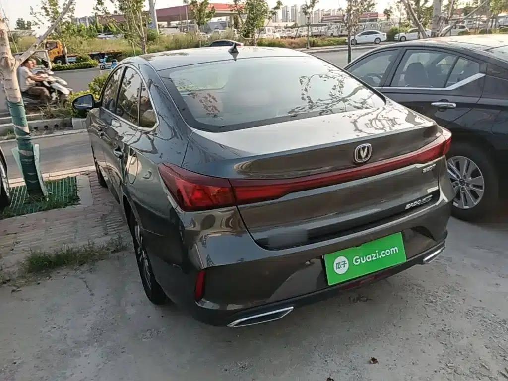Changan Eado 2022 PLUS Blue Whale NE 1.4T GDI DCT Premium Edition — миниатюра 5