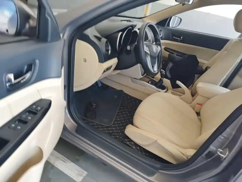Changan Eado 2015 1.6L Manual Deluxe Edition (National V Emission Standard) — миниатюра 16
