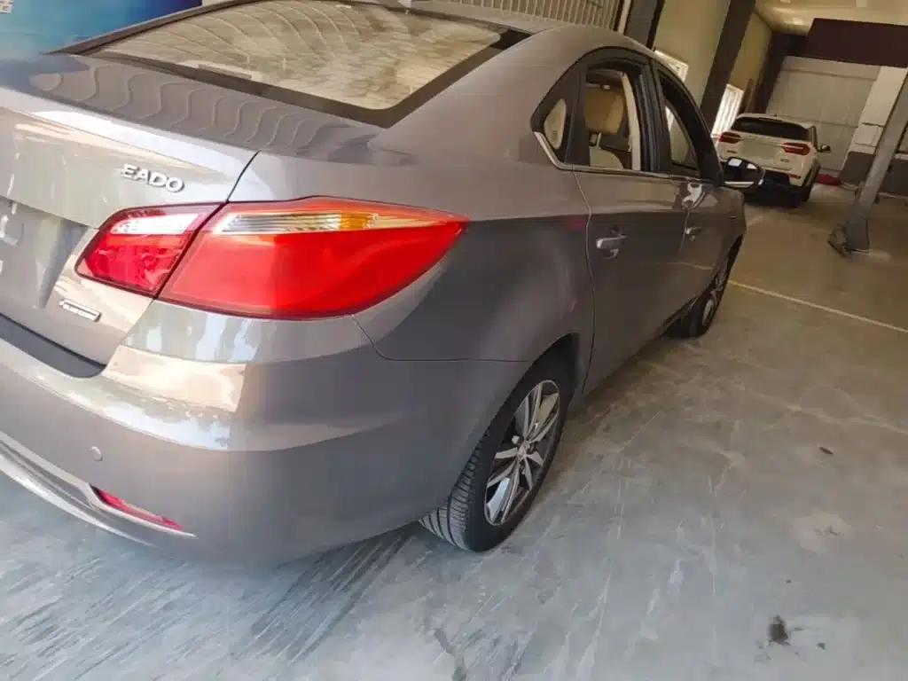 Changan Eado 2015 1.6L Manual Deluxe Edition (National V Emission Standard) — миниатюра 8
