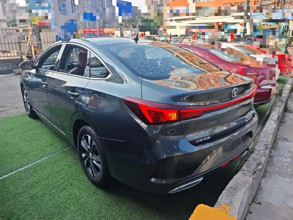 Changan Eado 2023 Enjoy Edition PLUS Blue Whale NE 1.4T GDI DCT Premium Edition — миниатюра 5