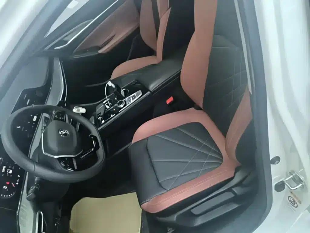 Changan Eado 2023 Enjoy Edition PLUS Blue Whale NE 1.4T GDI DCT Premium Edition — миниатюра 15